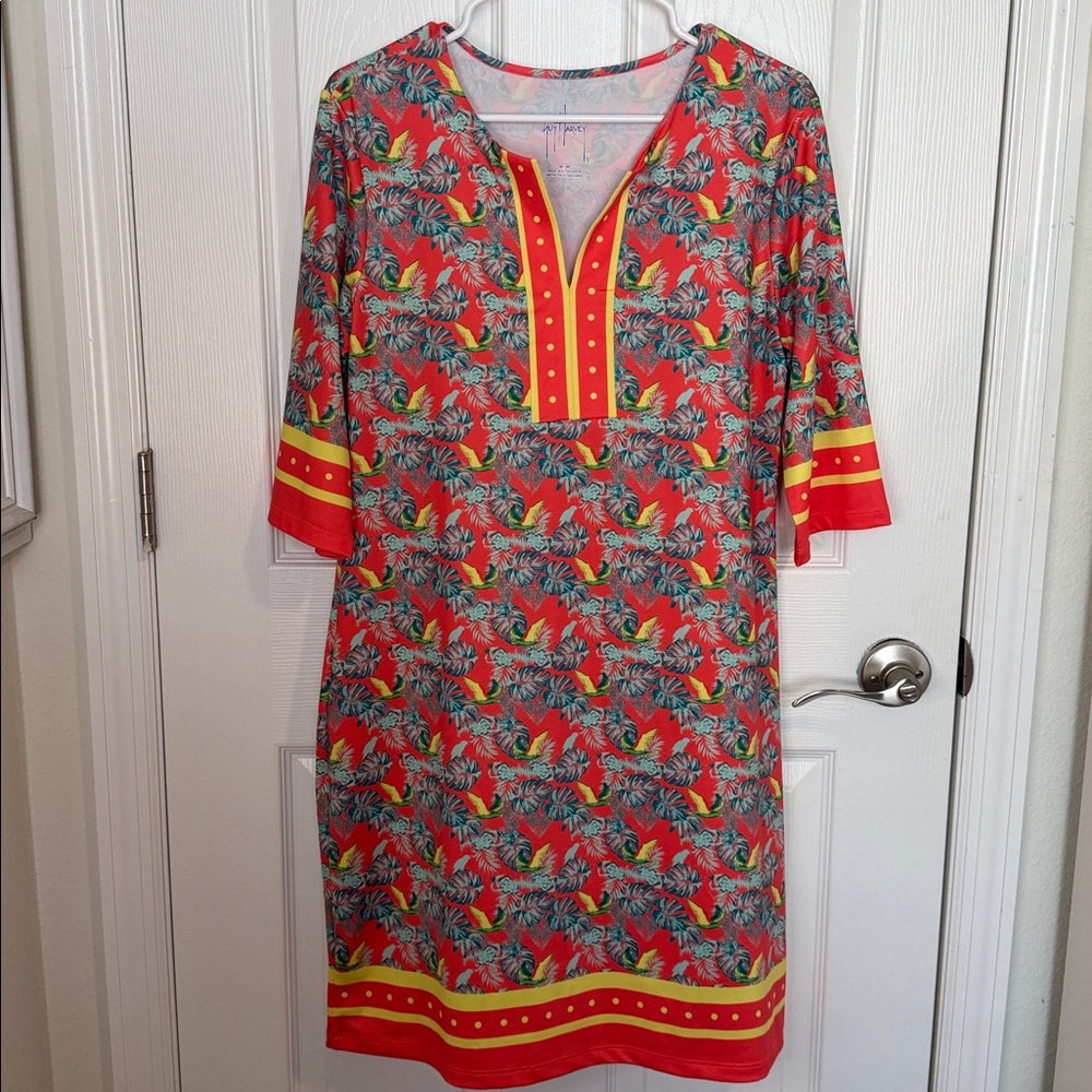 Guy Harvey Tropical Print dress. Accented with yellow polka dot. 3/4 sleeves - Picture 3 of 4